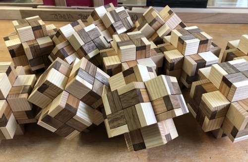 Cross Box